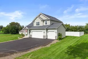 131 W Blackhawk Dr, Fort Atkinson, WI 53538 - Photo 35