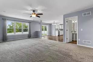 131 W Blackhawk Dr, Fort Atkinson, WI 53538 - Photo 15