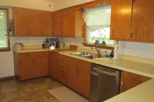 N10338 Queens Way, Necedah, WI 54646 - Photo 9