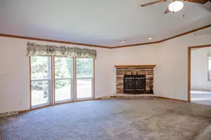 W2049 Amherst Ln, Lyndon Station, WI 53944 - Photo 9