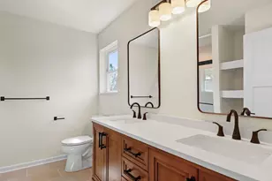 2810 Big Bluestem Pkwy, Fitchburg, WI 53711 - Photo 15