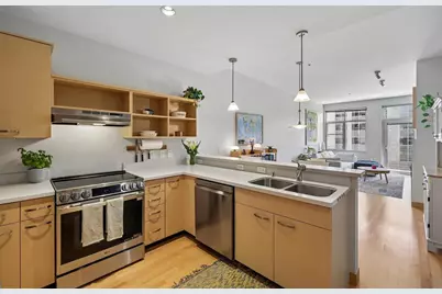 309 W Washington Avenue #613, Madison, WI 53703 - Photo 11