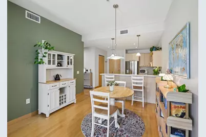 309 W Washington Avenue #613, Madison, WI 53703 - Photo 9