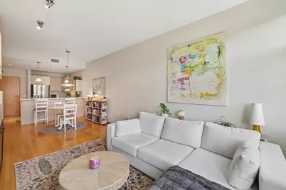 309 W Washington Avenue #613, Madison, WI 53703 - Photo 5