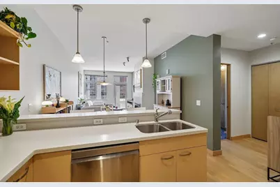 309 W Washington Avenue #613, Madison, WI 53703 - Photo 15