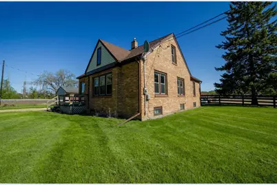 1114 E Colley Road, Beloit, WI 53511 - Photo 29