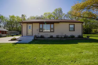 1114 E Colley Road, Beloit, WI 53511 - Photo 25