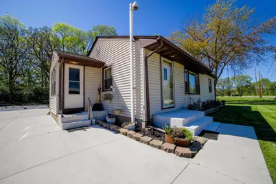 1114 E Colley Road, Beloit, WI 53511 - Photo 21