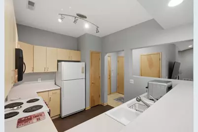 1140 E Dayton Street #203, Madison, WI 53703 - Photo 11