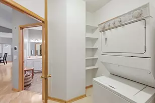 1140 E Dayton St, Madison, WI 53703 - Photo 27