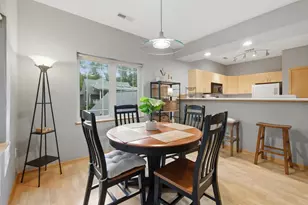 1140 E Dayton St, Madison, WI 53703 - Photo 15