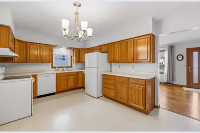 613 Denning Avenue, Beaver Dam, WI 53916 - Photo 7
