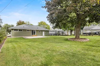 422 E Howard Street, Portage, WI 53901 - Photo 27
