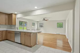 2618 Fell Rd, Madison, WI 53713 - Photo 7