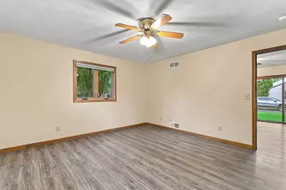 415 Waterloo Road, Marshall, WI 53559 - Photo 23