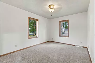 415 Waterloo Road, Marshall, WI 53559 - Photo 35