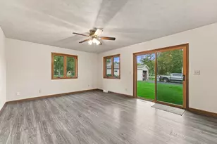 415 Waterloo Rd, Marshall, WI 53559 - Photo 11