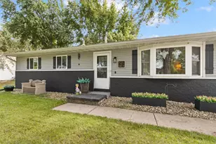 521 Dennis Dr, DeForest, WI 53532 - Photo 33