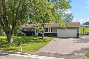 521 Dennis Dr, DeForest, WI 53532 - Photo 37