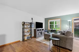 315 Vorndran Dr, Belleville, WI 53508 - Photo 5