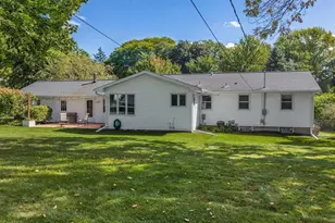 1510 Cameron Dr, Madison, WI 53711 - Photo 11