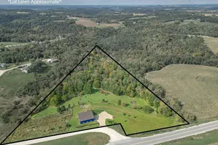 1922 E Blackhawk Ave, De Soto, WI 54624 - Photo 15