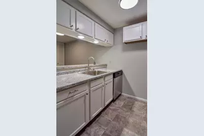 4328 Melody Lane #101, Madison, WI 53704 - Photo 7