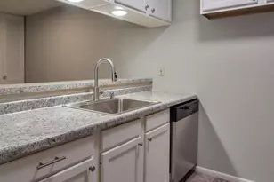 4328 Melody Ln, Madison, WI 53704 - Photo 7