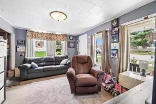 627 E Conant St, Portage, WI 53901 - Photo 5