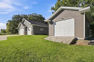 W10886 Westfox Rd, Fox Lake, WI 53933 - Photo 43