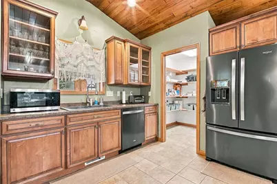 W10886 Westfox Road, Fox Lake, WI 53933 - Photo 7