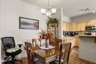 3848 Maple Grove Dr, Madison, WI 53719 - Photo 9