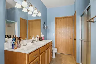 3848 Maple Grove Dr, Madison, WI 53719 - Photo 17