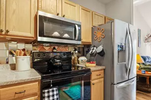 3848 Maple Grove Dr, Madison, WI 53719 - Photo 7