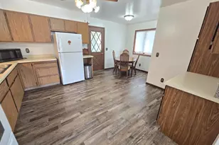 310 Harvard St, Princeton, WI 54968 - Photo 5