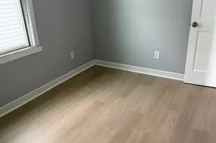 2929 S 9th Pl, Milwaukee, WI 53215 - Photo 5