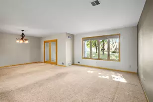 7213 Saukdale Dr, Madison, WI 53717 - Photo 7
