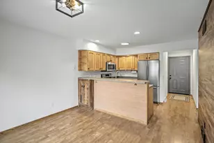 510 Nightingale Ln, Cottage Grove, WI 53527 - Photo 13