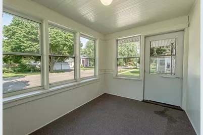 1610 17th Avenue, Monroe, WI 53566 - Photo 7
