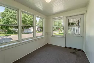 1610 17th Ave, Monroe, WI 53566 - Photo 7