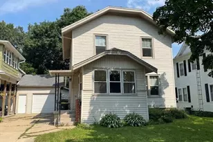 1610 17th Ave, Monroe, WI 53566 - Photo 1