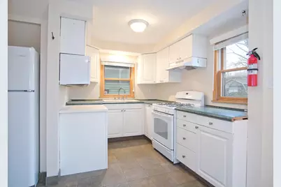 135/137 Division Street, Madison, WI 53704 - Photo 11