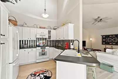 1020 Prospect Avenue #8, Portage, WI 53901 - Photo 13