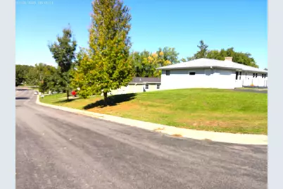 202 Sunset Drive, DeForest, WI 53532 - Photo 11