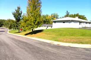 202 Sunset Dr, DeForest, WI 53532 - Photo 11