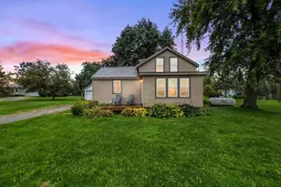 W6883 Arbor Rd, Juneau, WI 53039 - Photo 23