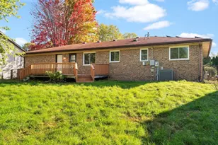 1722 S Thompson Dr, Madison, WI 53716 - Photo 31
