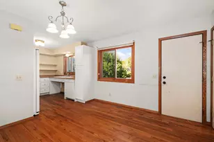 1722 S Thompson Dr, Madison, WI 53716 - Photo 11