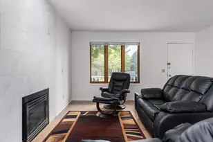 438 Cherry Hill Dr, Madison, WI 53717 - Photo 3