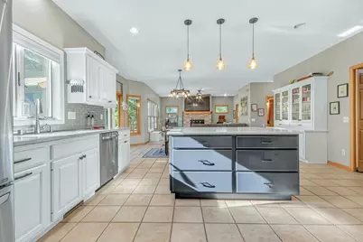 7201 Countrywood Lane, Madison, WI 53719 - Photo 7